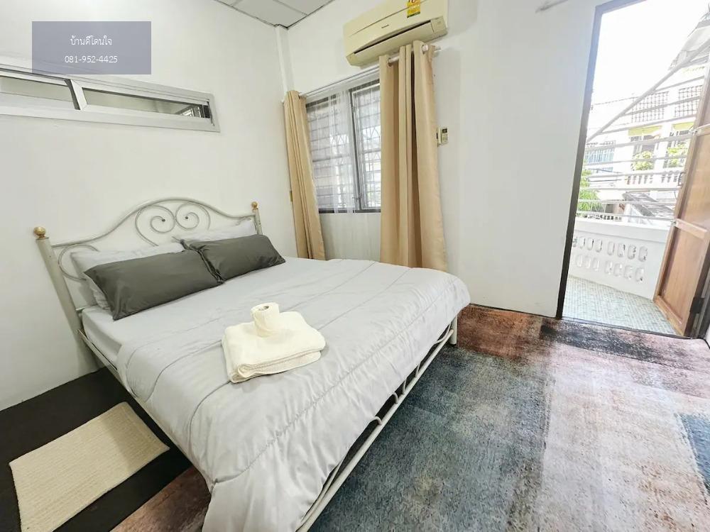 🏡 ให้เช่าบ้าน: 4 ห้องนอน 5 ห้องน้ำ – deal สุดคุ้มสำหรับครอบครัวขนาดใหญ่หรือกลุ่มนักศึกษา!